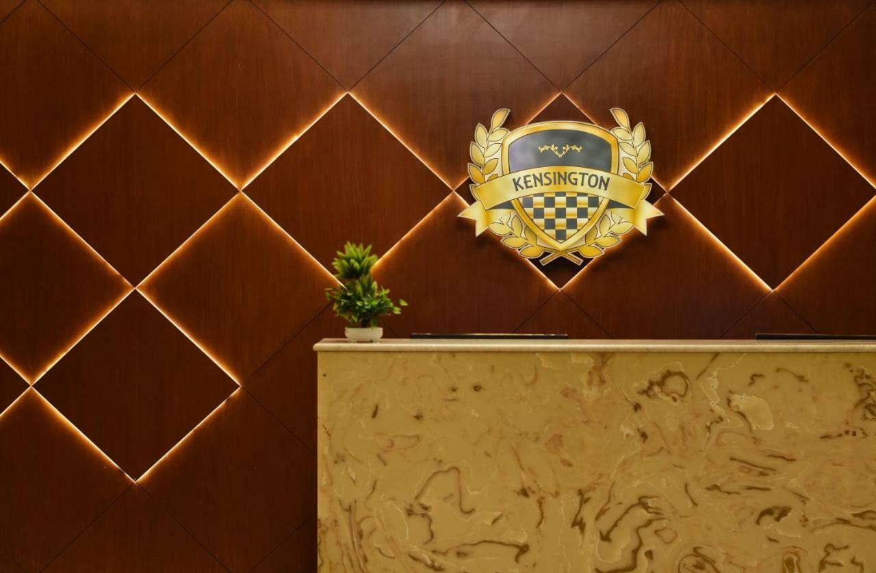 העיר בנגלור Kensington Suites מראה חיצוני תמונה